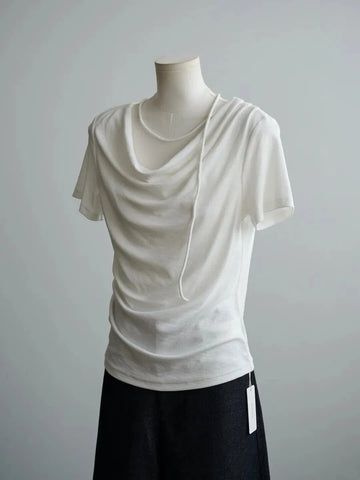 White turtleneck short-sleeved shirt