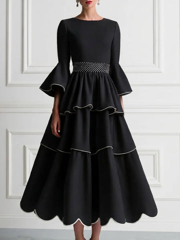 Black A-Line Maxi Dress With Crew Neck And Flared Sleeves